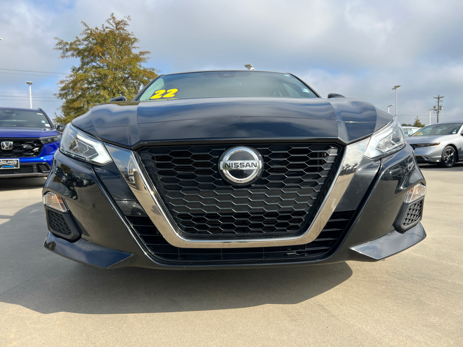 2022 Nissan Altima 2.5 SR 2