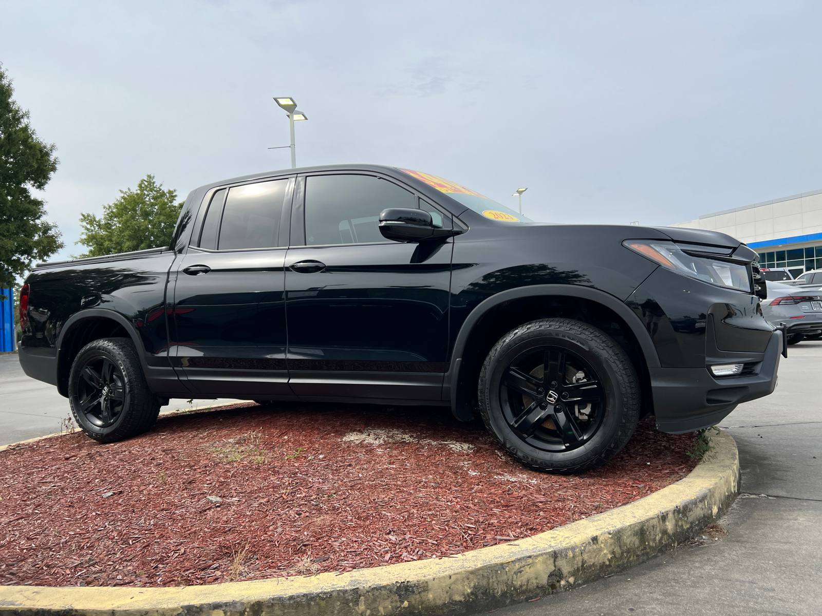 2023 Honda Ridgeline Black Edition 8