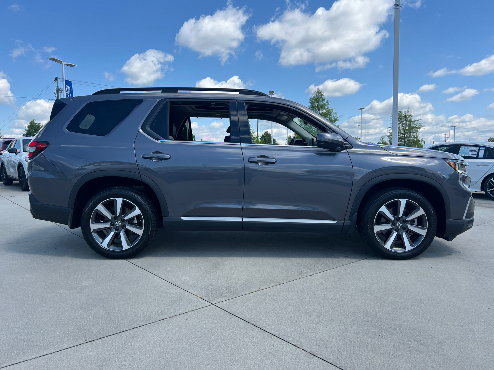 2023 Honda Pilot Elite 8