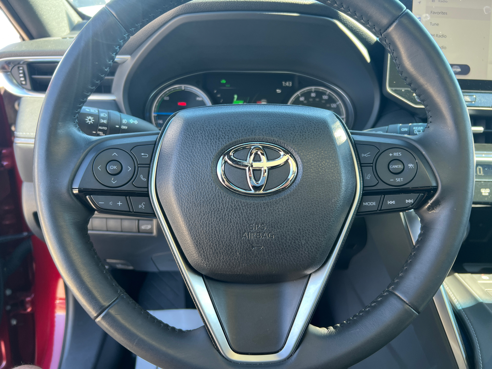 2023 Toyota Venza XLE 18