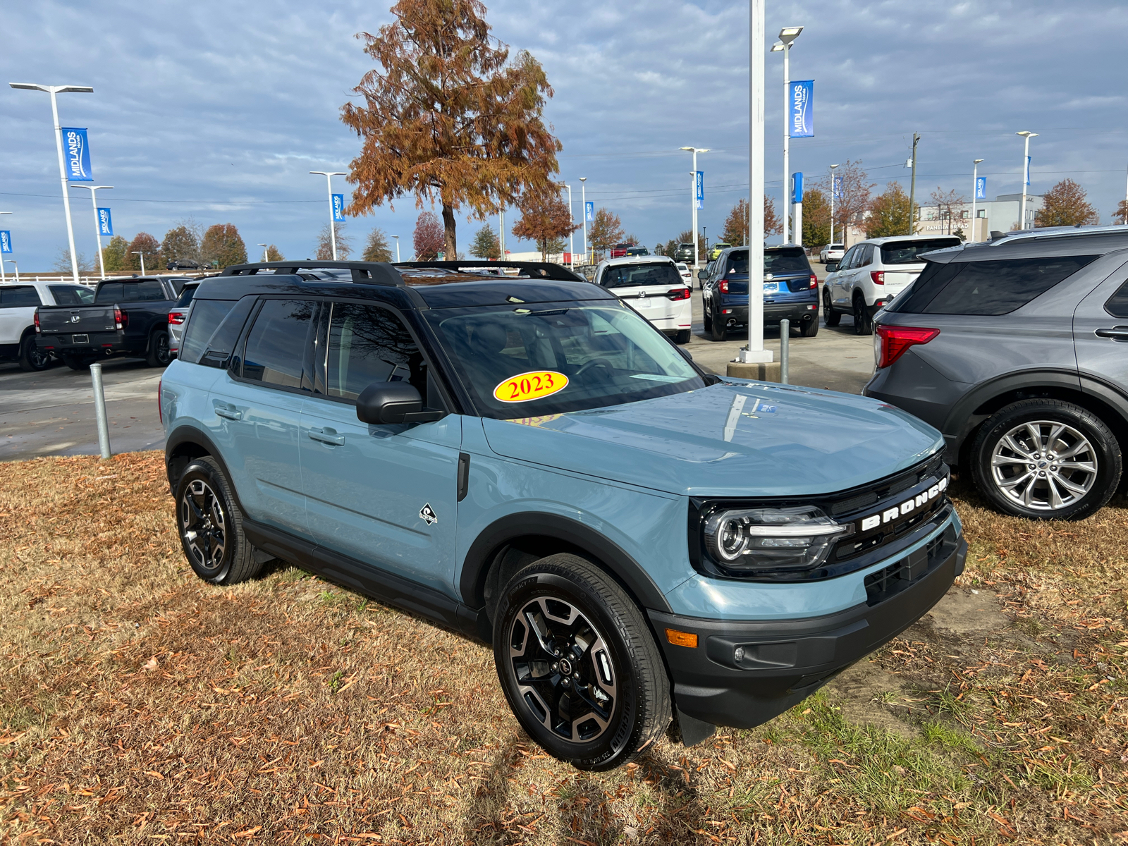 2023 Ford Bronco Sport Outer Banks 1