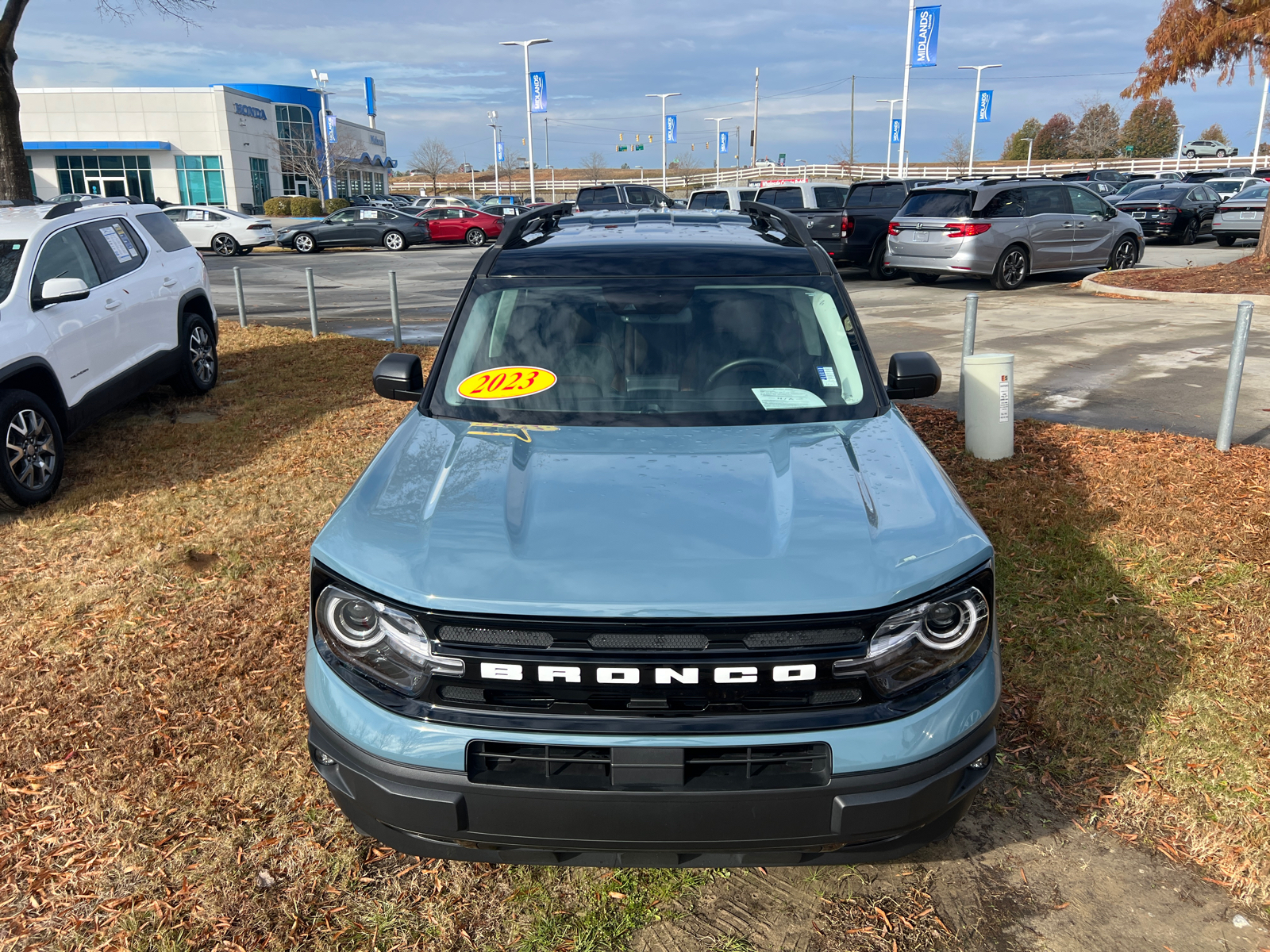 2023 Ford Bronco Sport Outer Banks 2