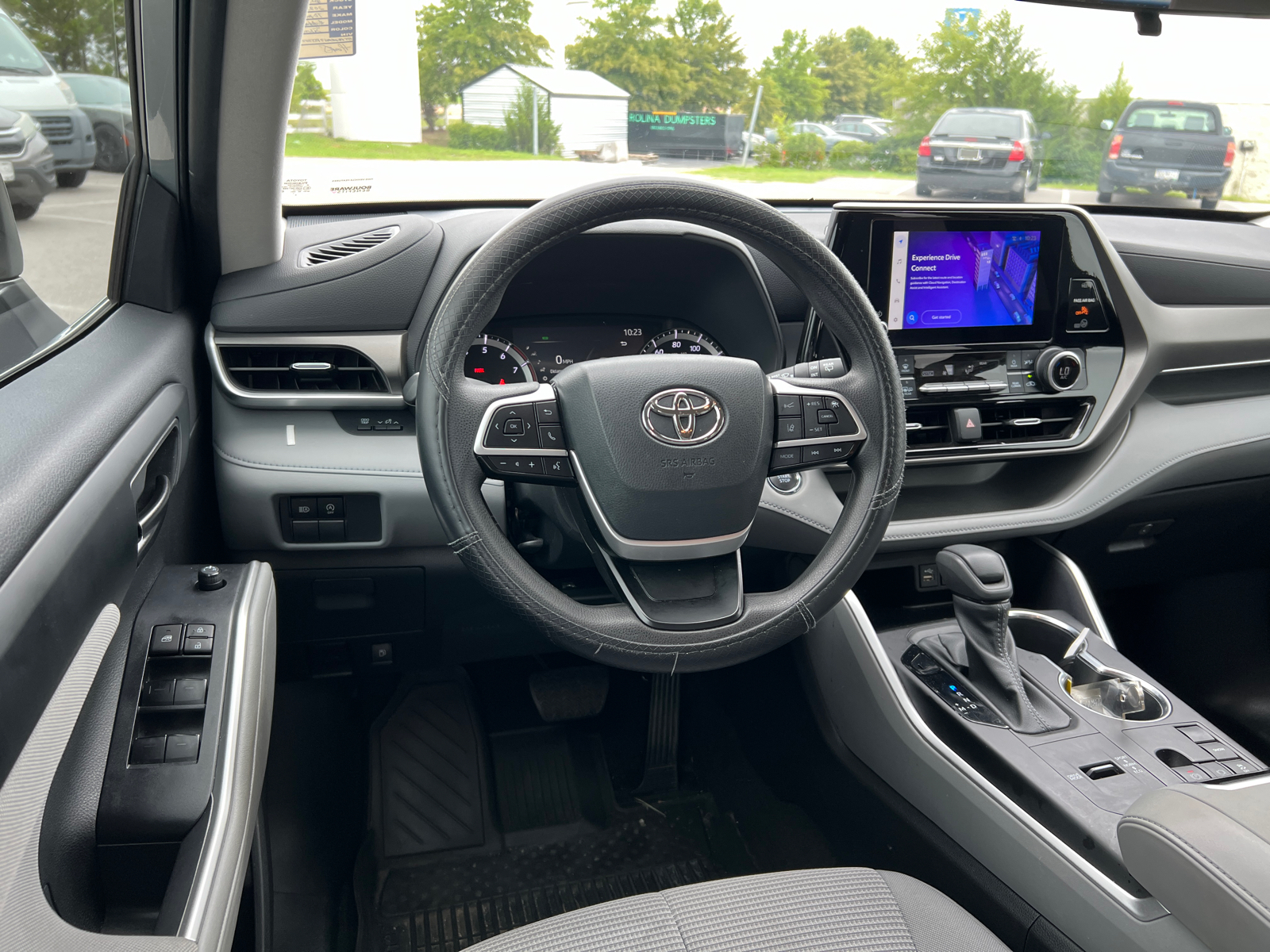 2023 Toyota Highlander L 25