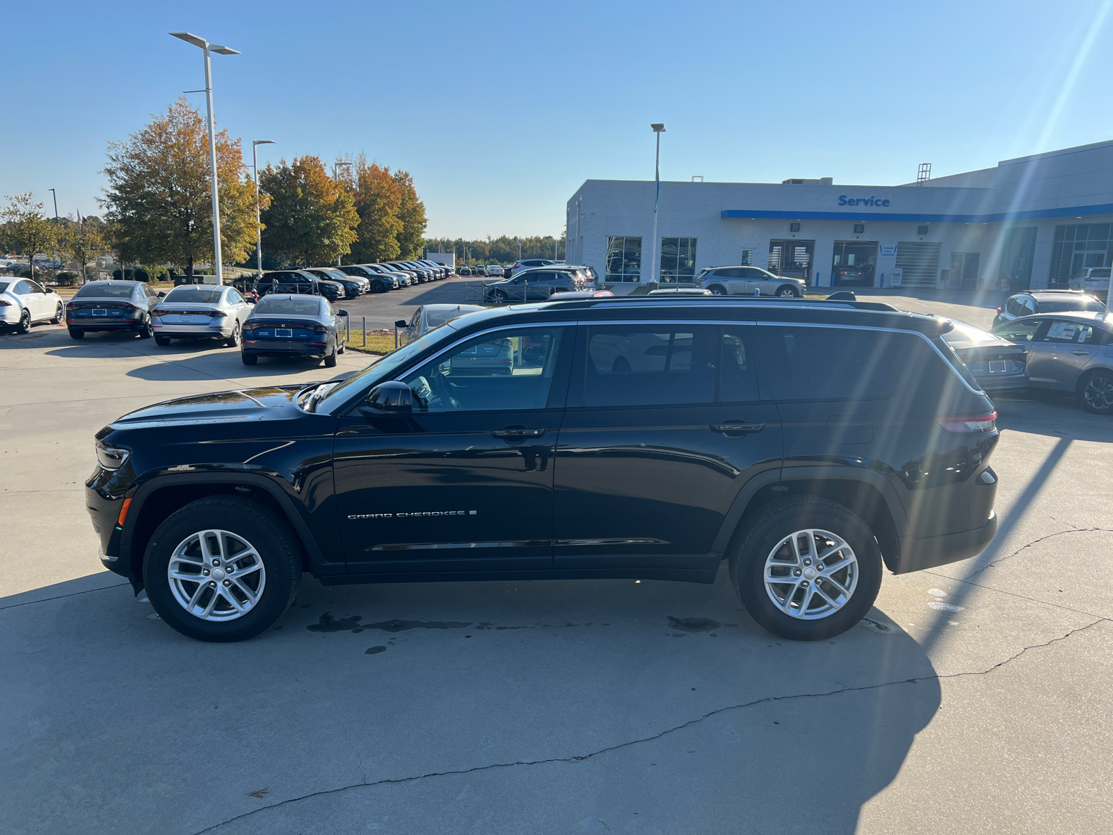 2024 Jeep Grand Cherokee L Laredo 4