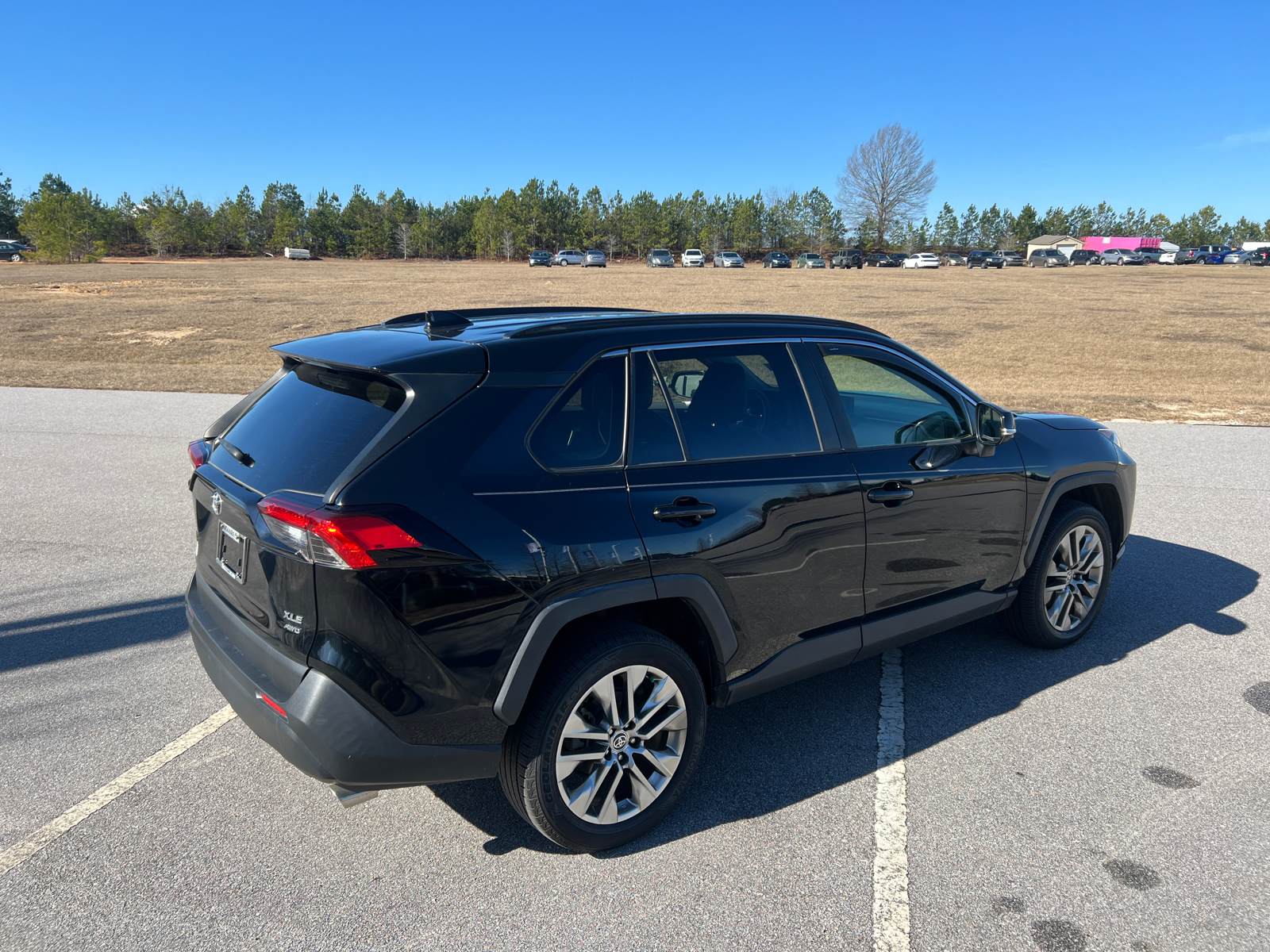 2020 Toyota RAV4 XLE Premium 7