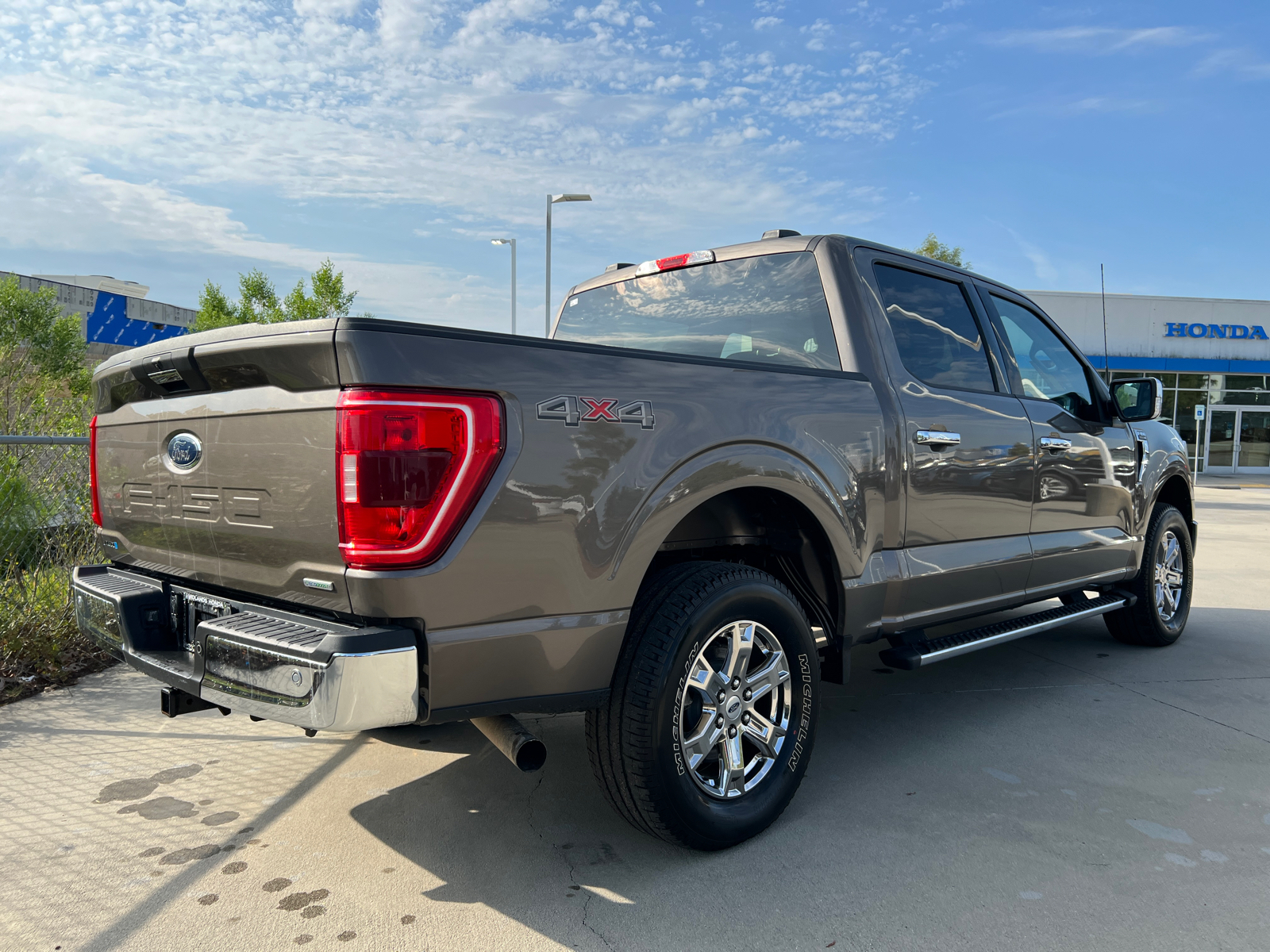 2021 Ford F-150 XLT 8