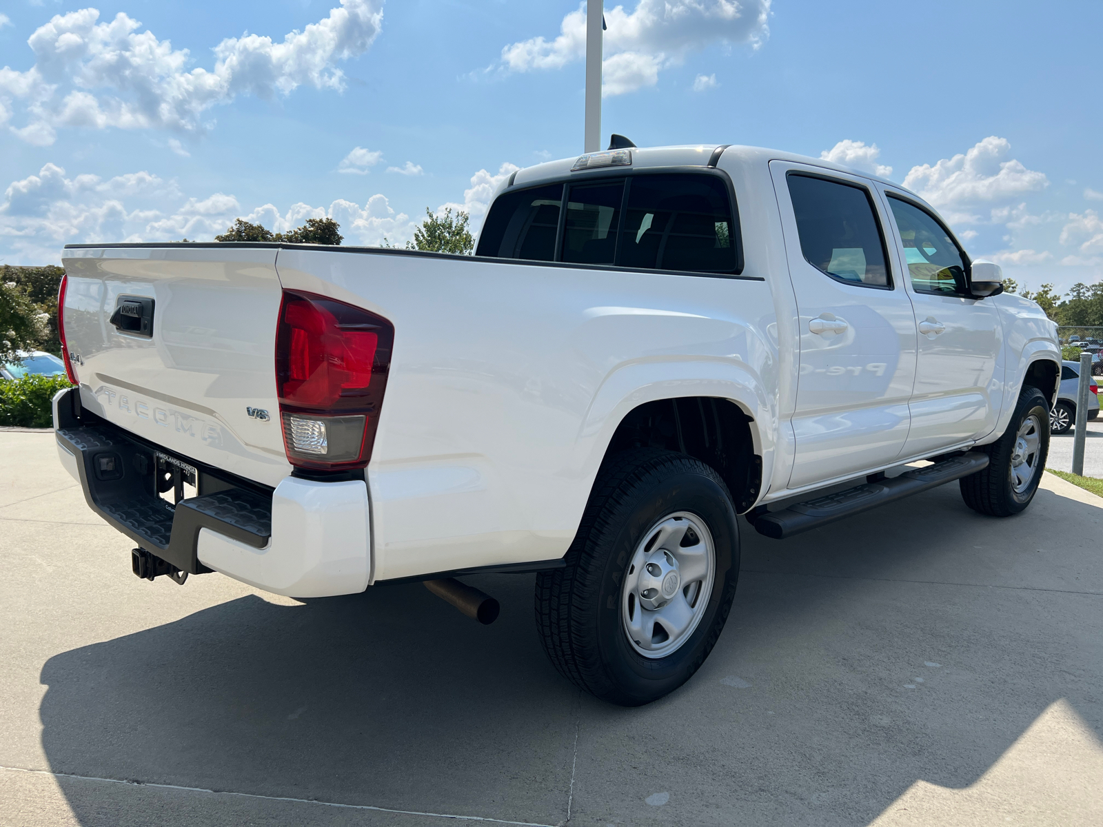 2021 Toyota Tacoma SR 8