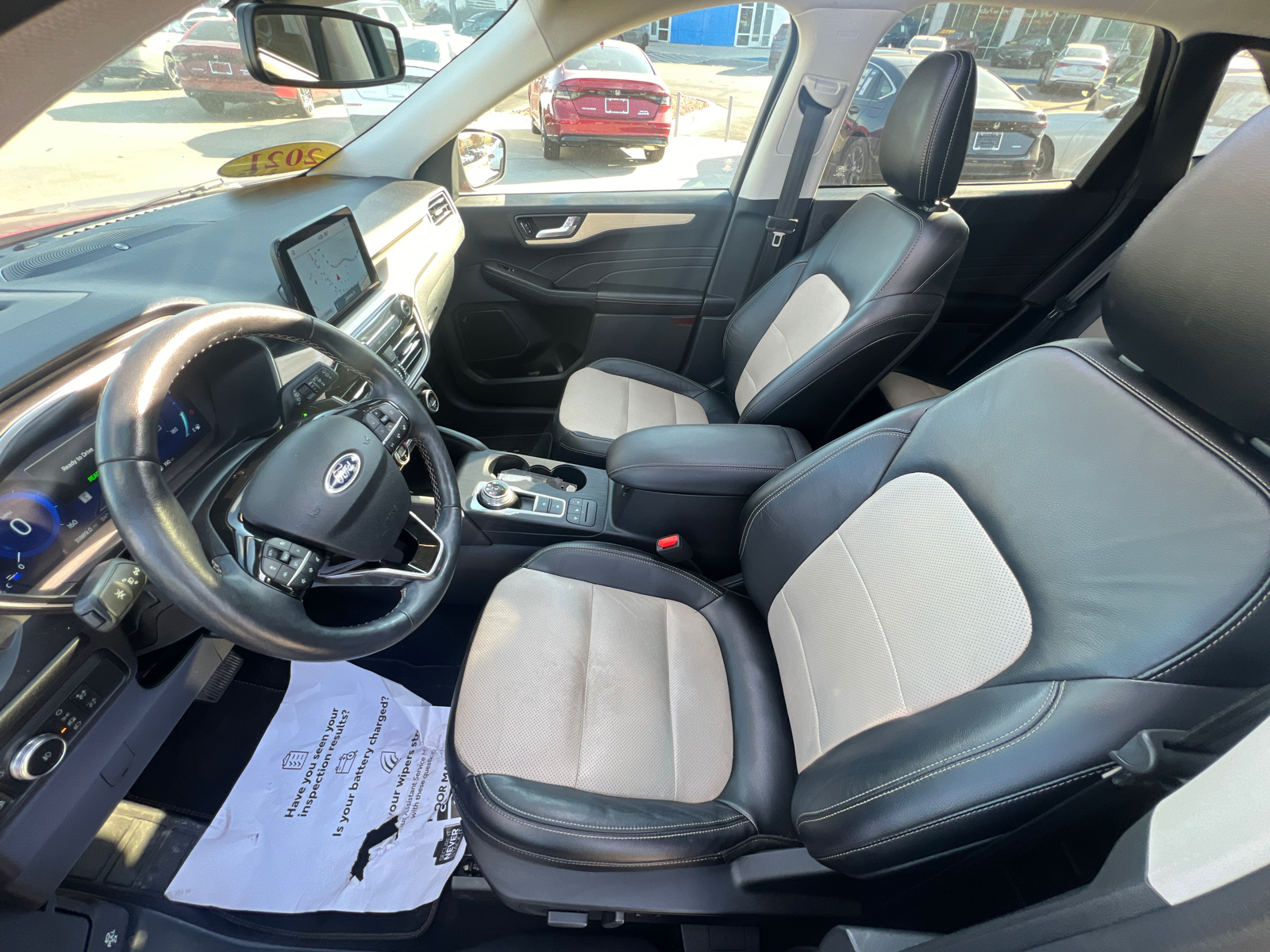 2021 Ford Escape Titanium Hybrid 12