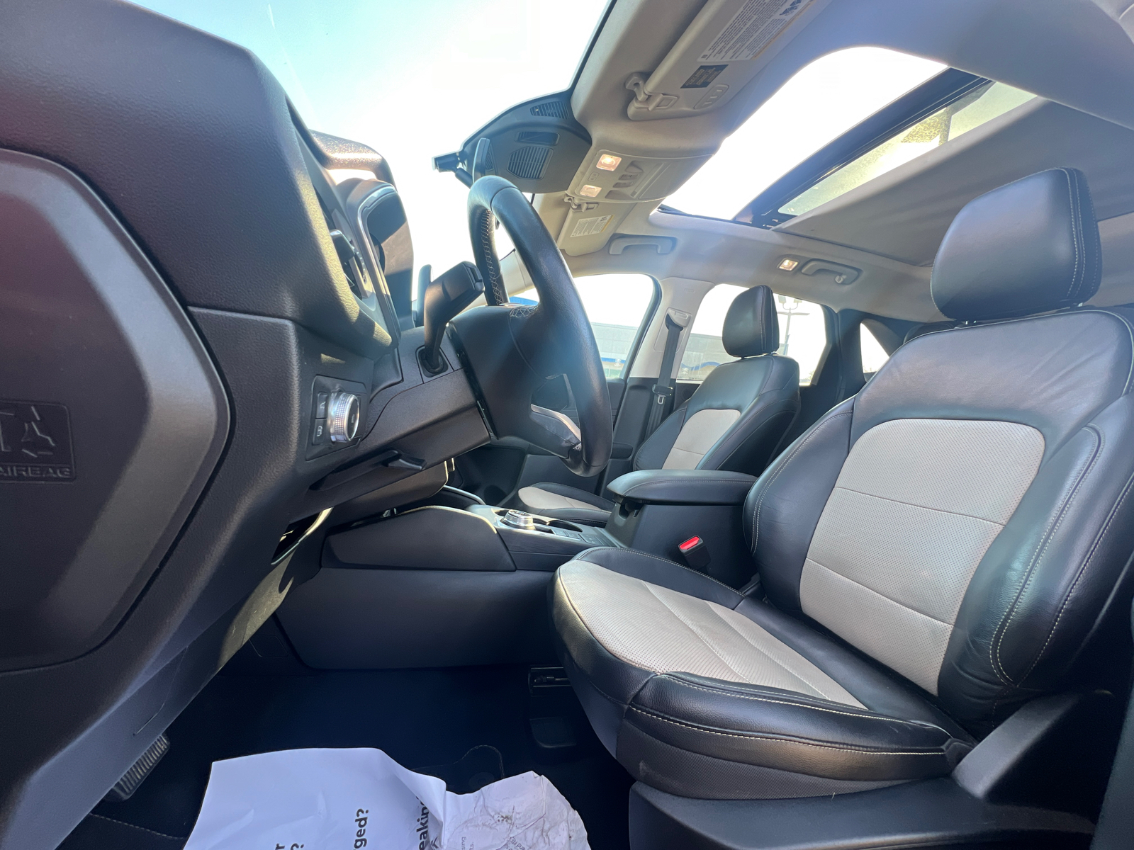 2021 Ford Escape Titanium Hybrid 14