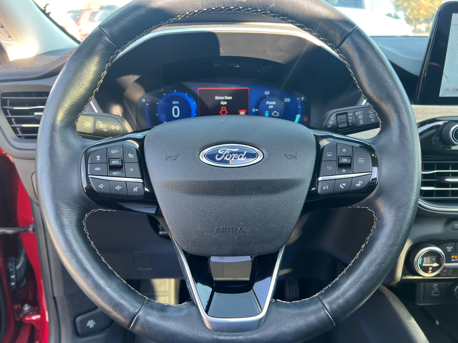 2021 Ford Escape Titanium Hybrid 19