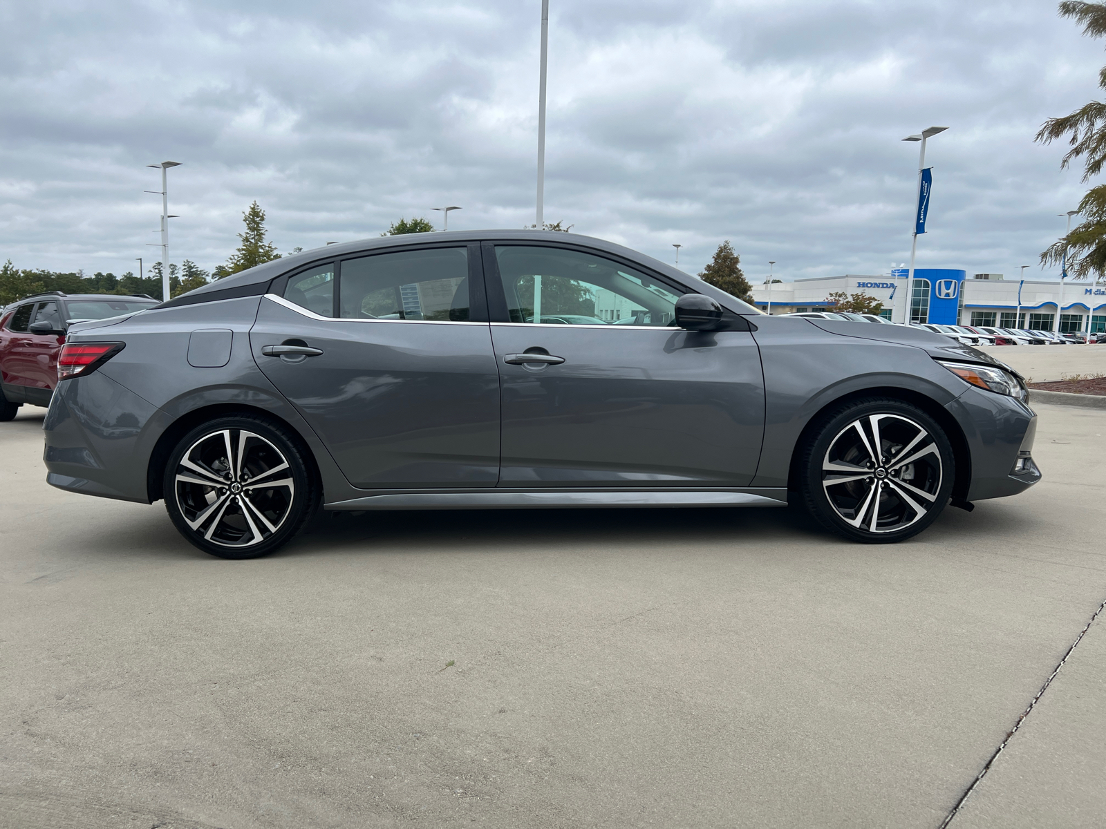 2021 Nissan Sentra SR 9