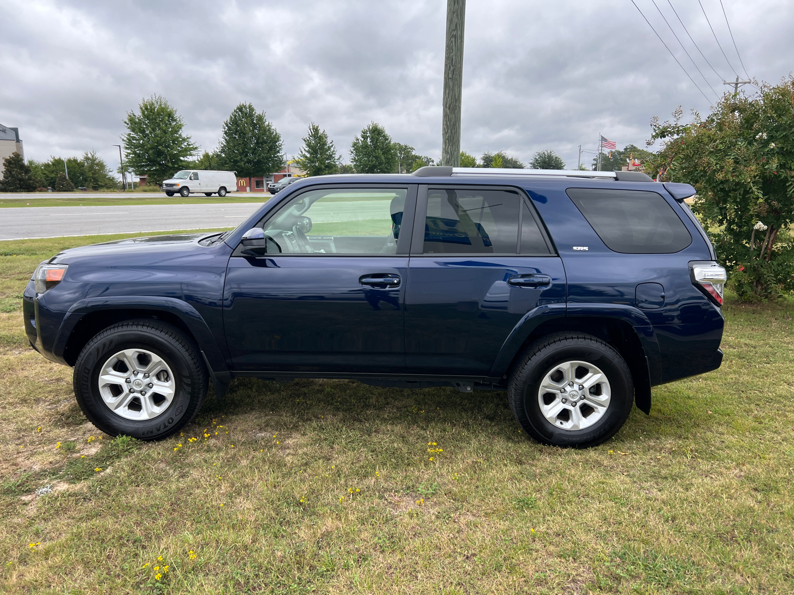 2022 Toyota 4Runner SR5 5