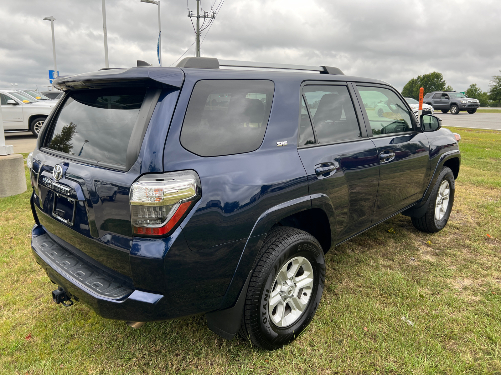 2022 Toyota 4Runner SR5 8