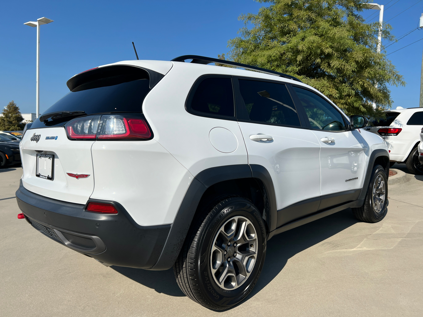 2022 Jeep Cherokee Trailhawk 8