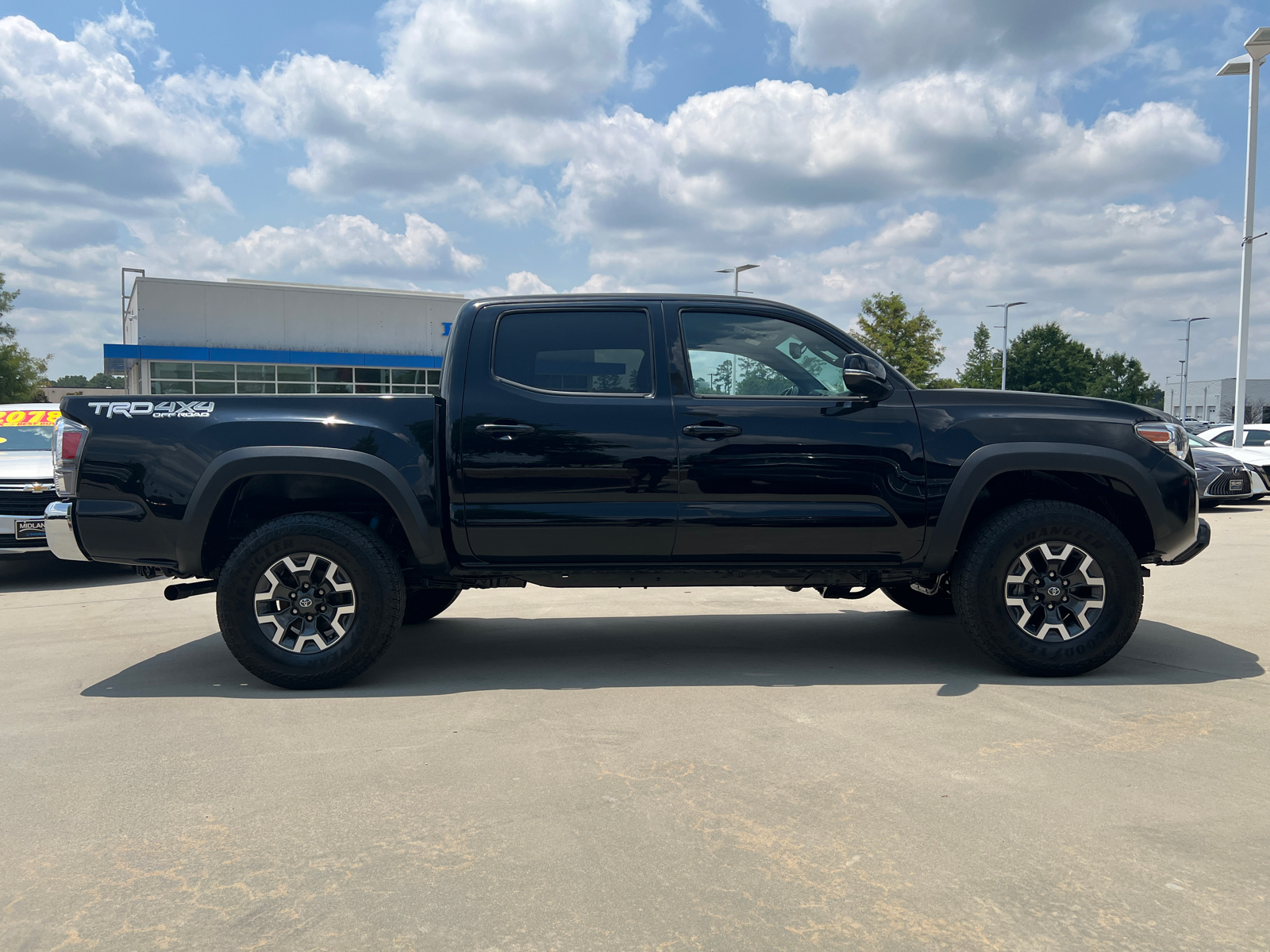 2022 Toyota Tacoma TRD Off-Road 9