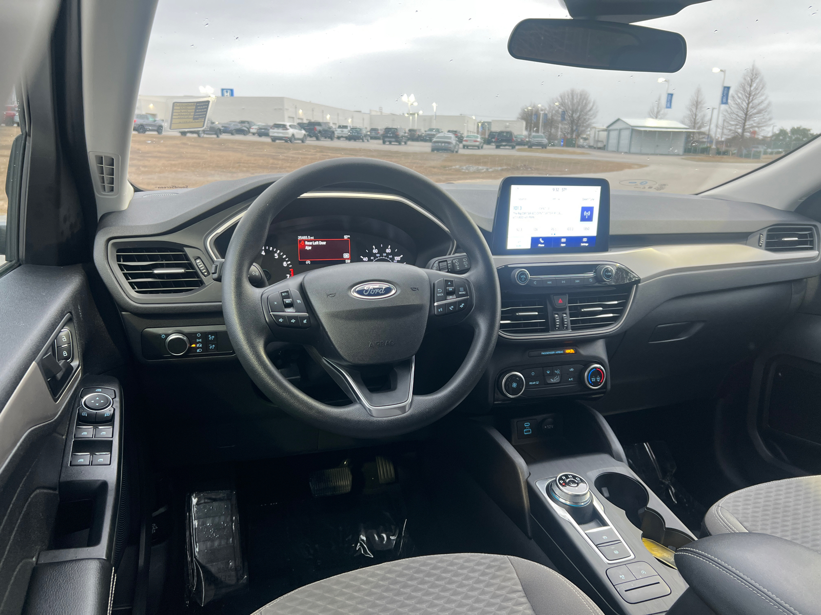 2022 Ford Escape SE 25