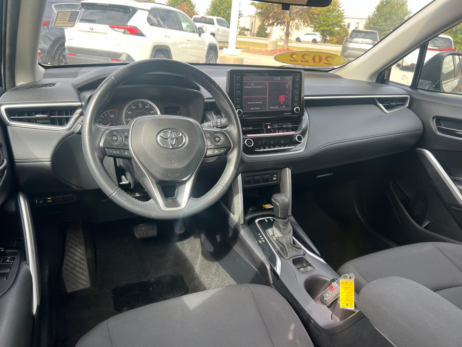 2022 Toyota Corolla Cross LE 25