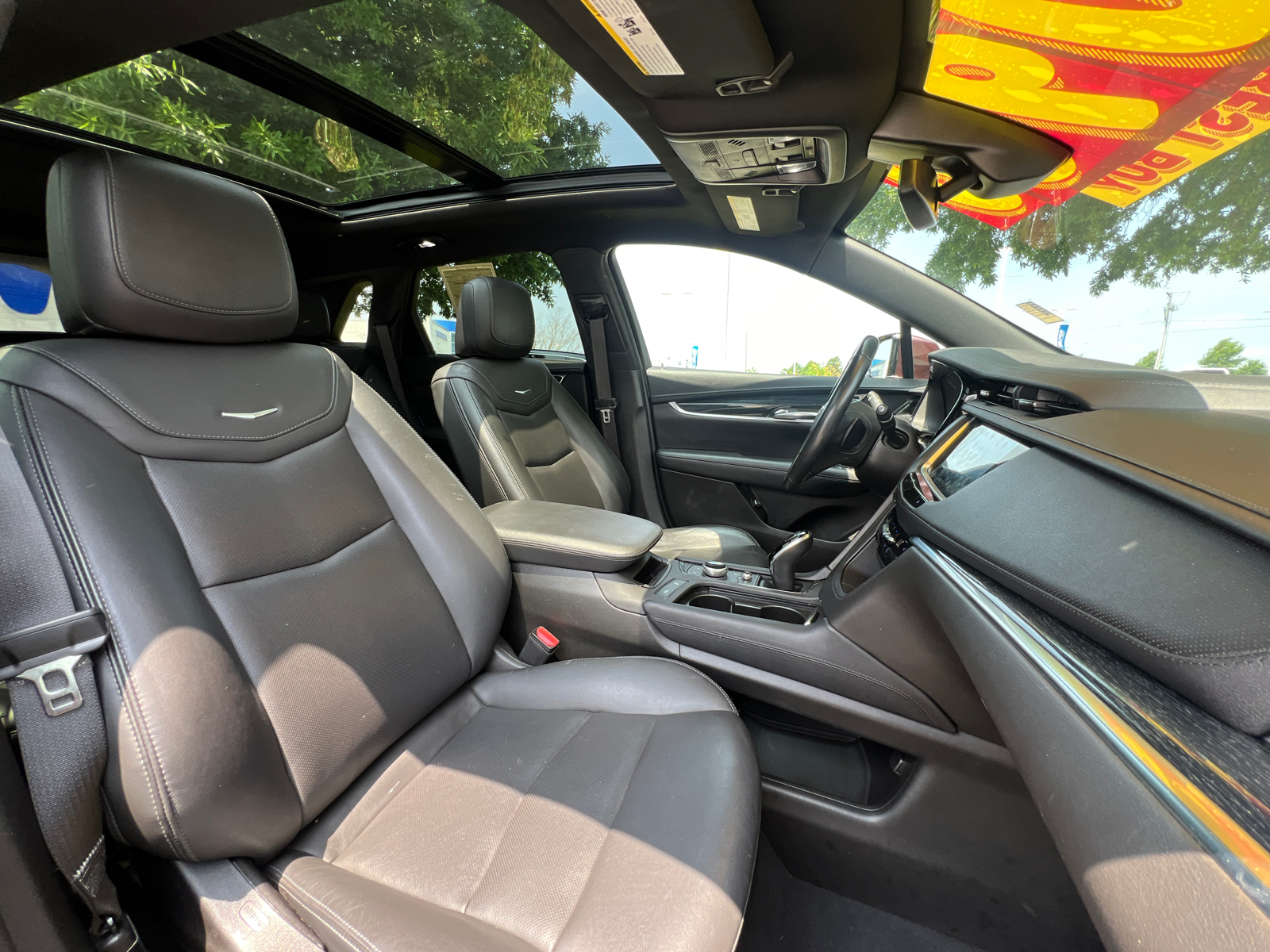 2022 Cadillac XT5 Premium Luxury 36
