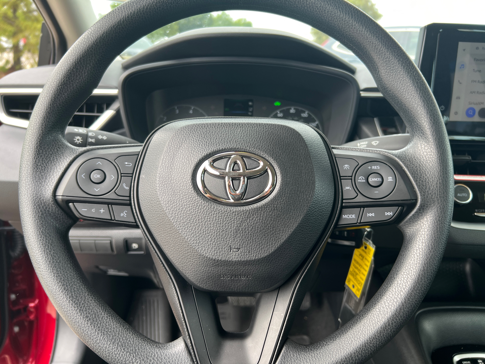 2024 Toyota Corolla Hybrid LE 17