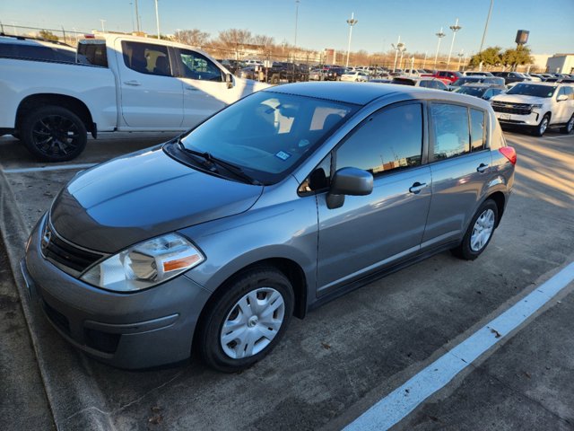 2012 Nissan Versa S 2