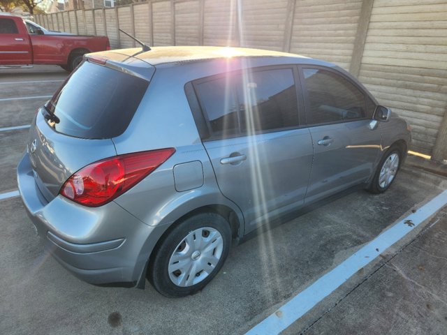 2012 Nissan Versa S 3