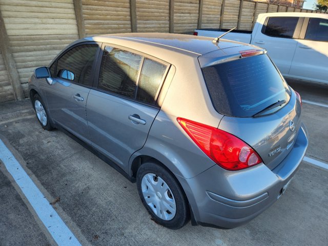 2012 Nissan Versa S 4