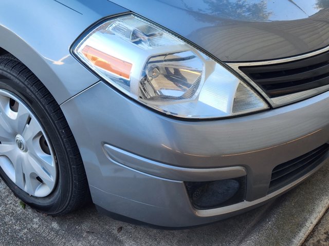 2012 Nissan Versa S 7