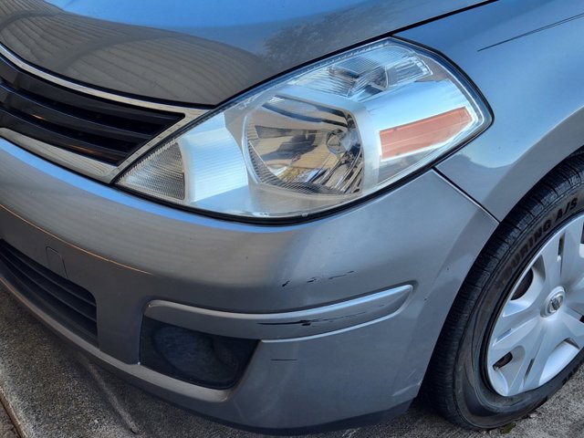 2012 Nissan Versa S 8