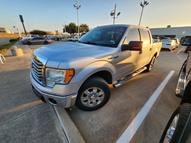 2012 Ford F-150 XLT 2