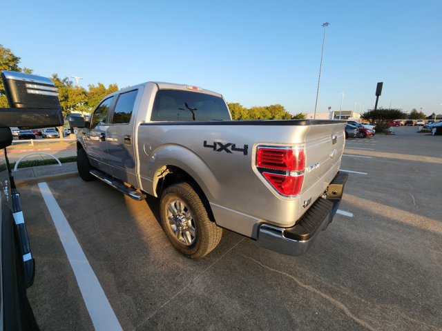 2012 Ford F-150 XLT 8