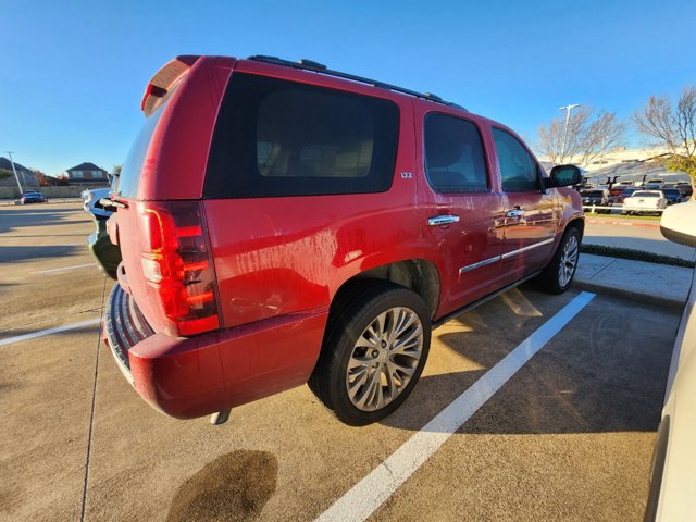 2013 Chevrolet Tahoe LTZ 4