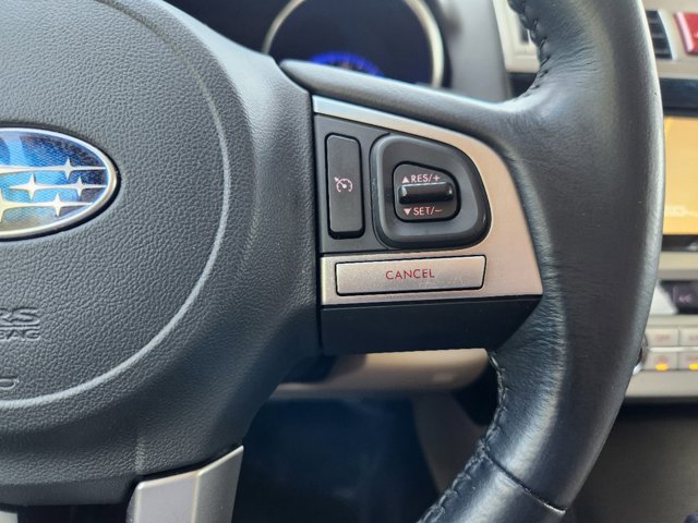 2015 Subaru Outback 2.5i Limited 30