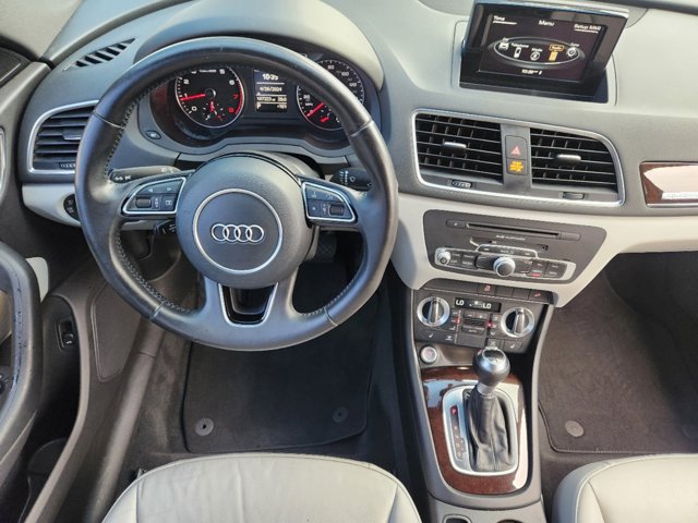 2015 Audi Q3 2.0T Premium Plus 28