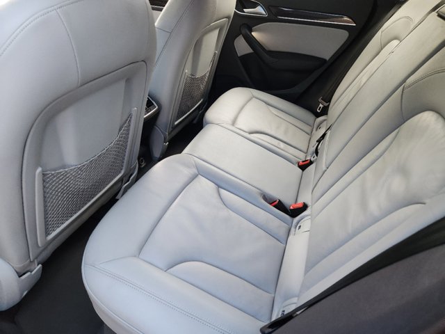 2015 Audi Q3 2.0T Premium Plus 31