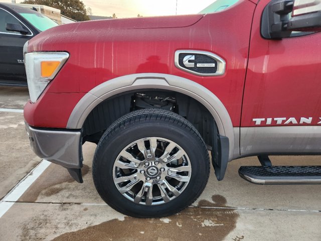 2016 Nissan Titan XD Platinum Reserve 5