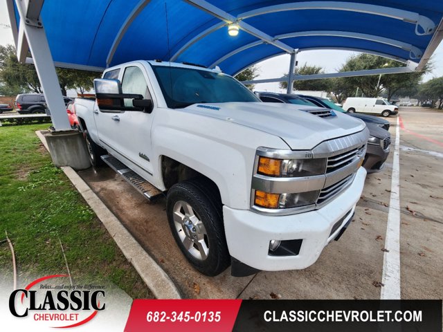 2017 Chevrolet Silverado 2500HD High Country 1