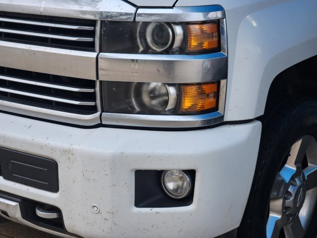 2017 Chevrolet Silverado 2500HD High Country 5