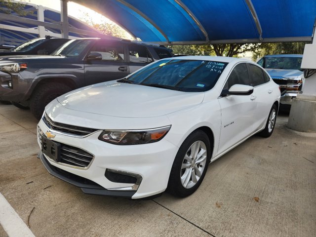 2017 Chevrolet Malibu LT 2