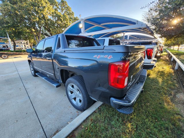 2017 Chevrolet Silverado 1500 LTZ 3