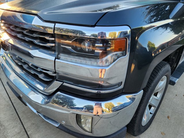 2017 Chevrolet Silverado 1500 LTZ 6