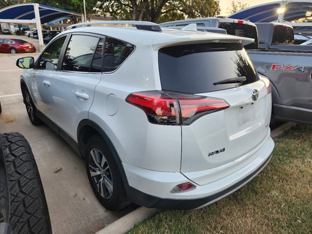 2017 Toyota RAV4 XLE 4