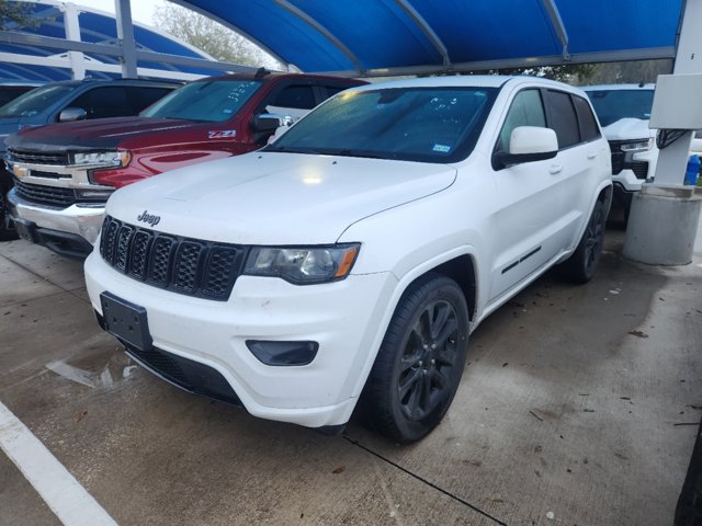 2018 Jeep Grand Cherokee Altitude 2