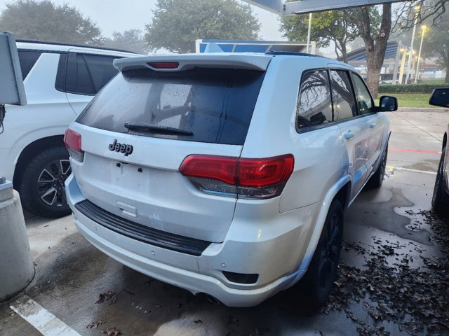 2018 Jeep Grand Cherokee Altitude 5