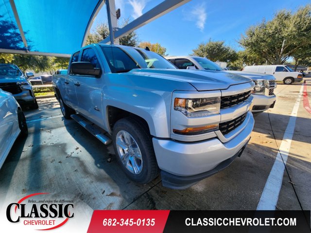 2019 Chevrolet Silverado 1500 LD Custom 1