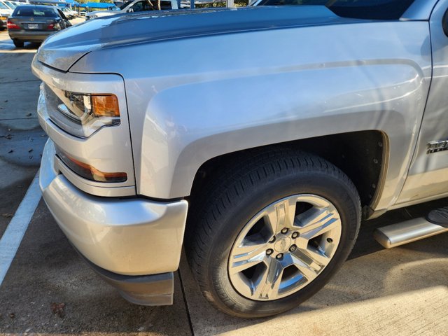 2019 Chevrolet Silverado 1500 LD Custom 4