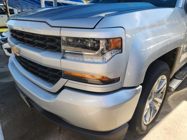 2019 Chevrolet Silverado 1500 LD Custom 6