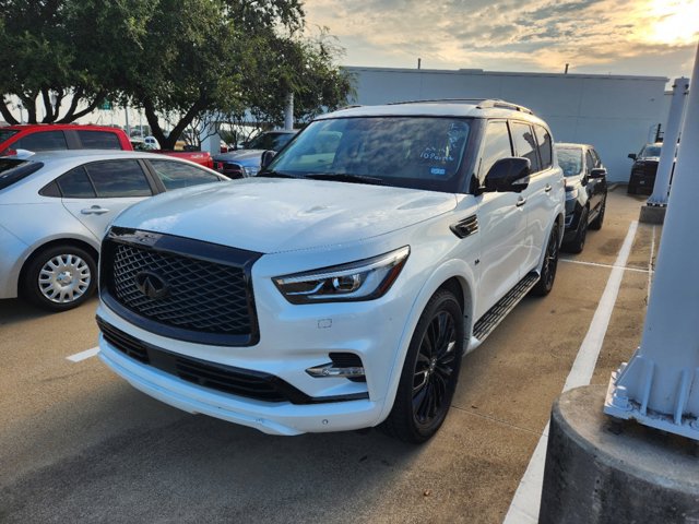 2019 INFINITI QX80 LUXE 3