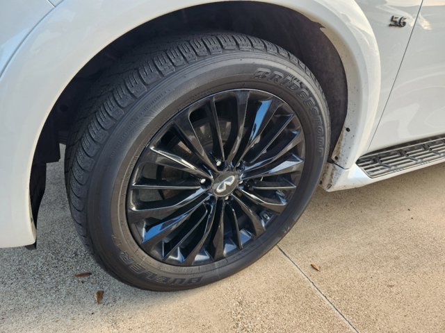 2019 INFINITI QX80 LUXE 9