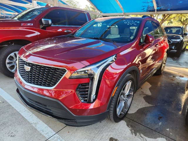 2019 Cadillac XT4 AWD Sport 2