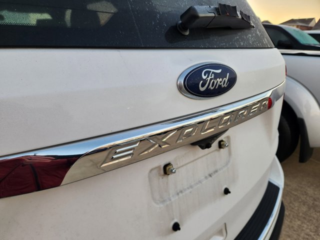 2019 Ford Explorer Limited 8